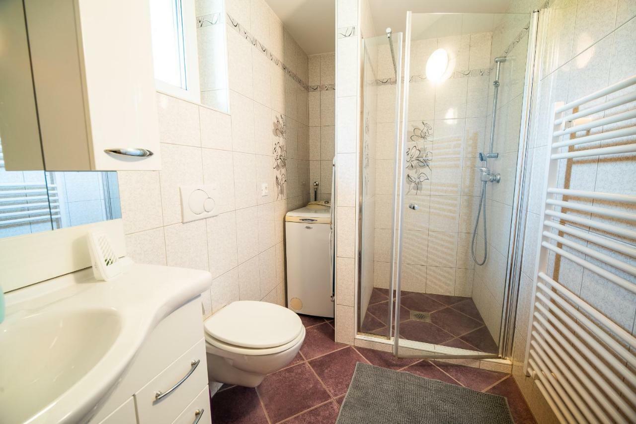 Luxury Apartment Ana With Hot Tub Visnja Gora Екстер'єр фото